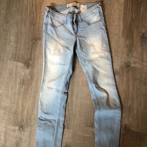 Hollister Light Wash Jeggings